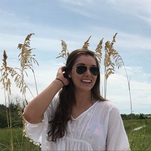 Meet your Posher, Madison